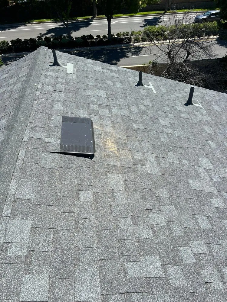 Slide of Pro Roofing Service