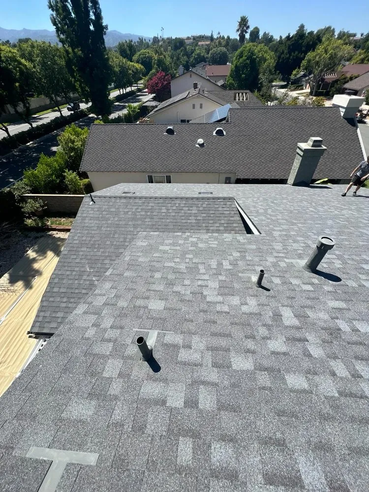 Slide of Pro Roofing Service