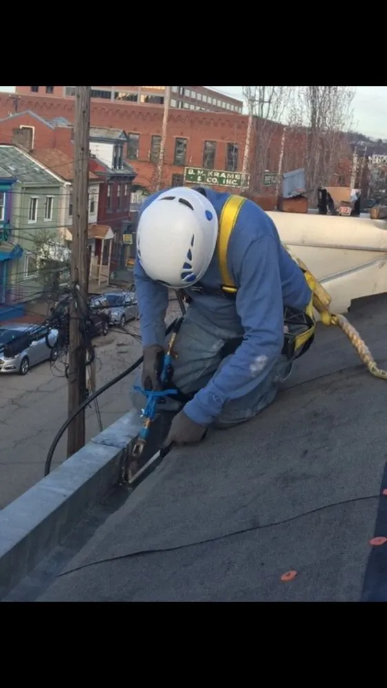 Slide of Pro Roofing Service