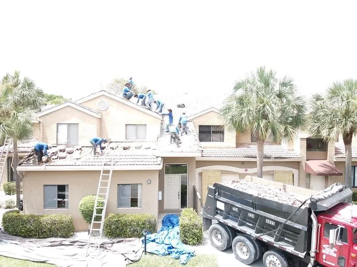 Slide of Pro Roofing Services