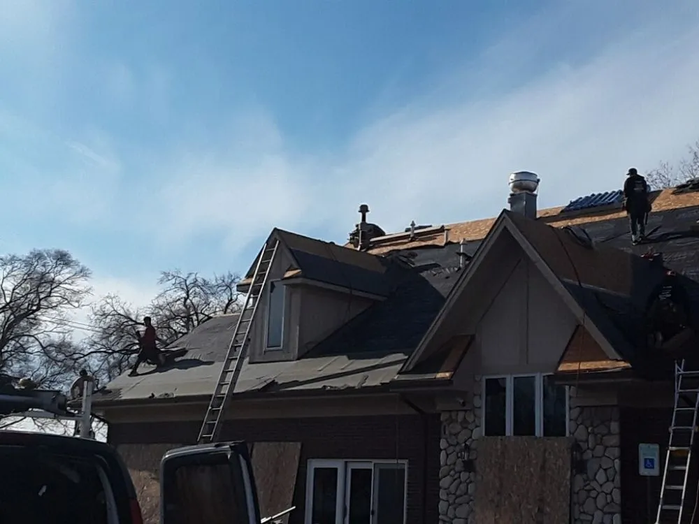 Slide of Pro Roofing