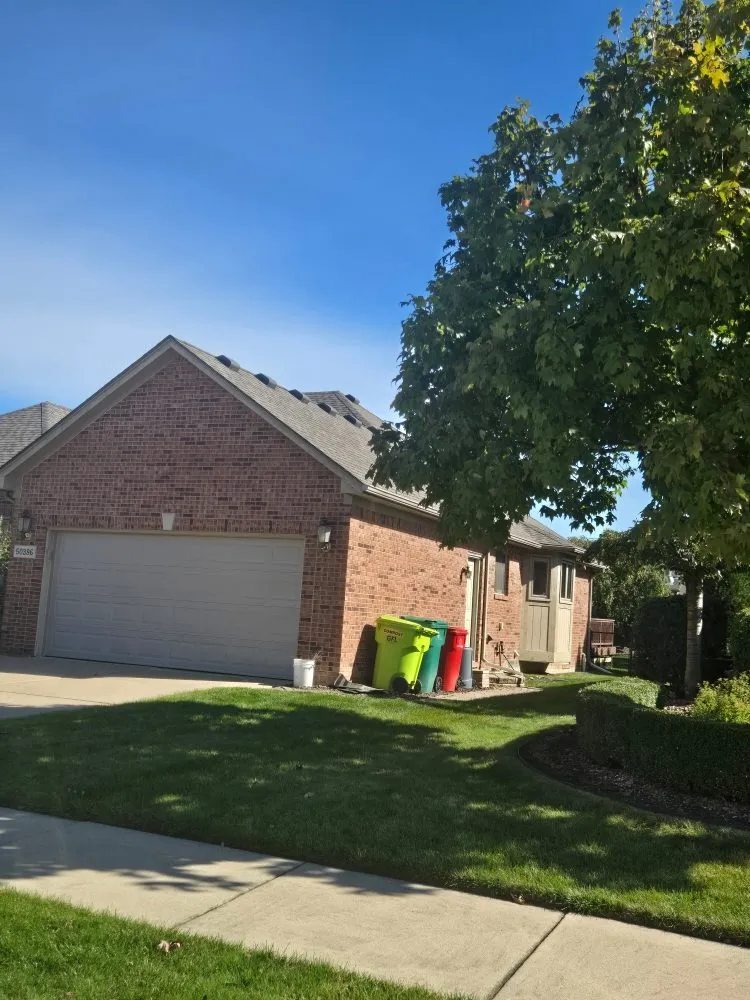 Slide of Pro Roofing