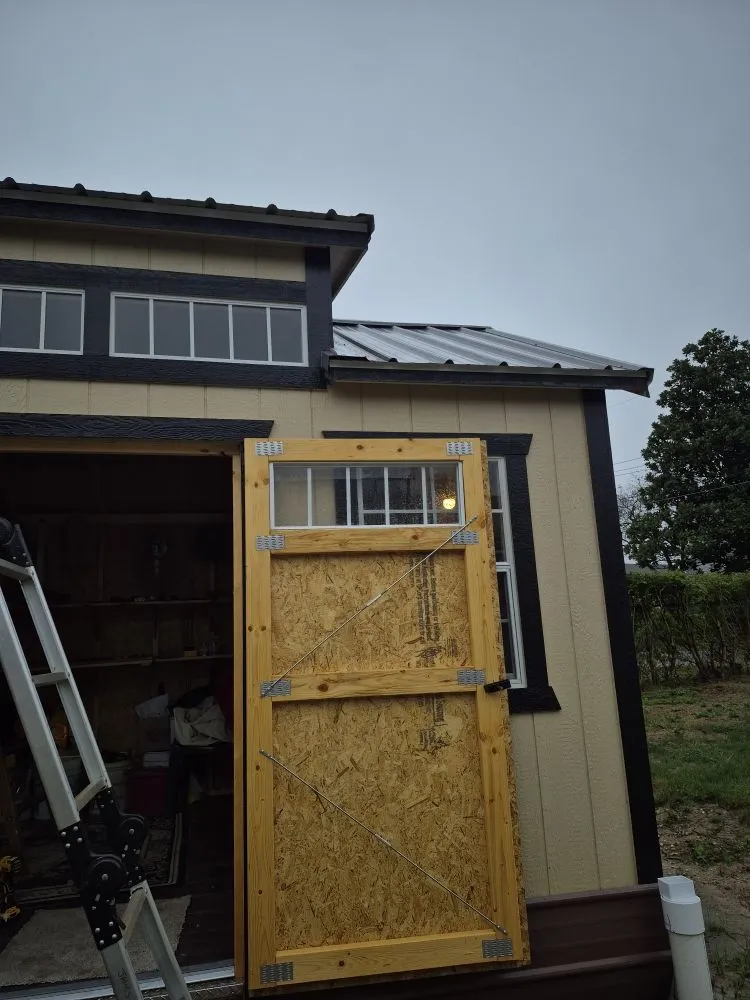 Slide of Pro Roofing