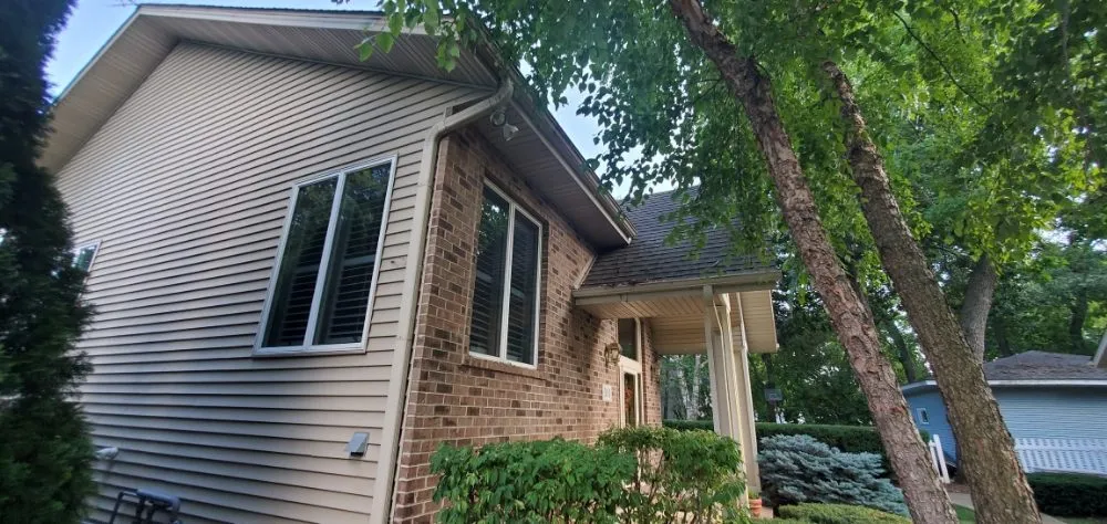 Slide of Pro Seamless Gutters