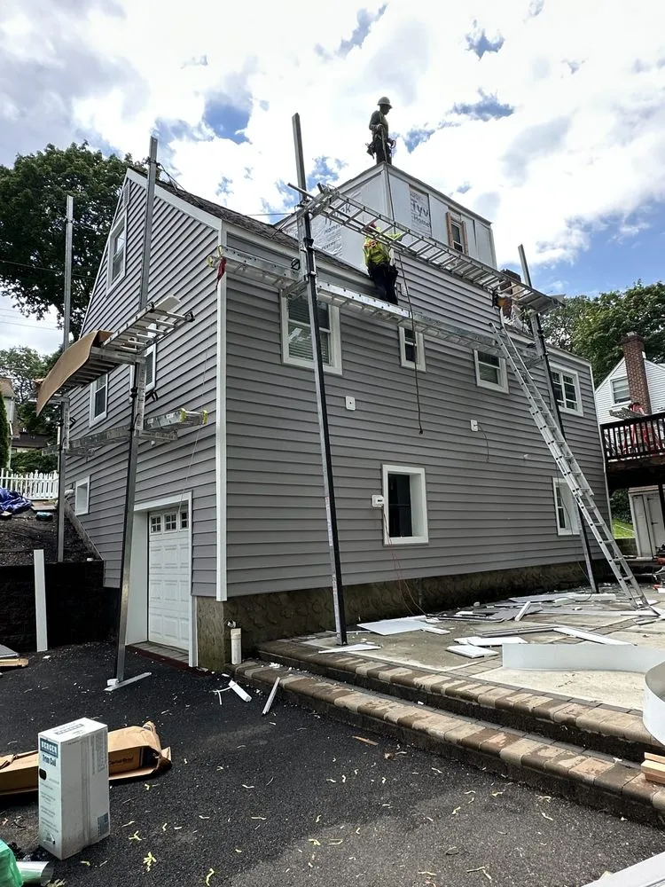 Slide of Pro Stars Contractor