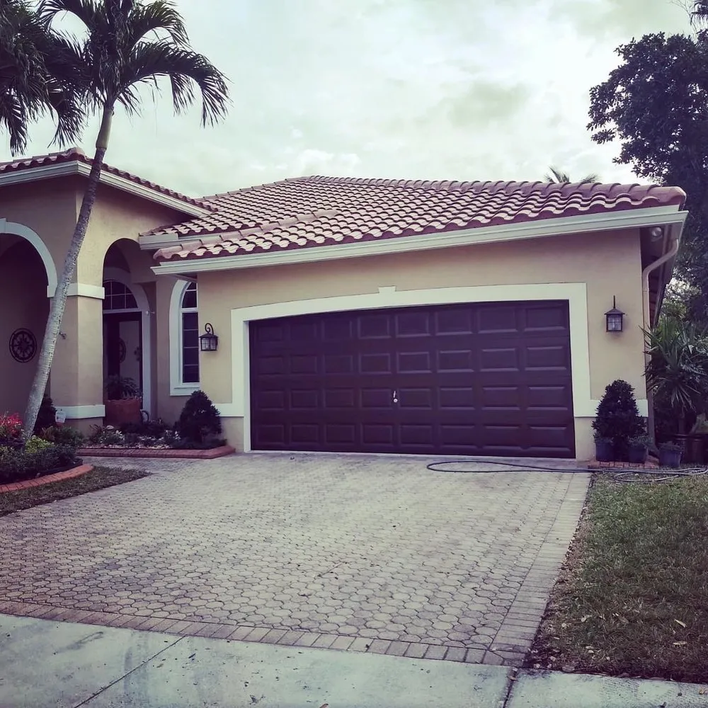 Slide of Proa70 Gutters