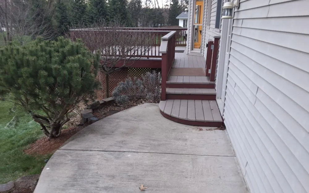 Top-rated flat roof repair in Leesburg, IN by ProElite Roofing & Construction