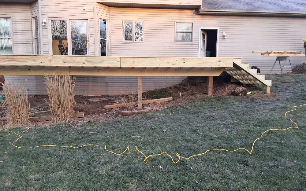 Emergency shingle roofing service same-day service across Leesburg, IN - ProElite Roofing & Construction