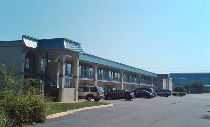 Slide of Professional Roofing Contractors