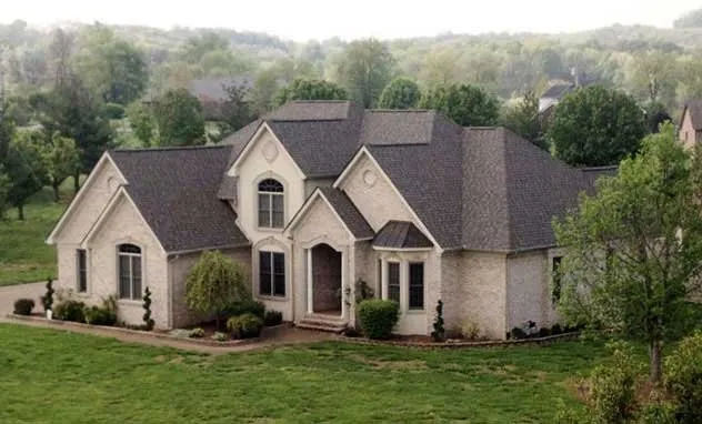 Slide of Professional Roofing Contractors