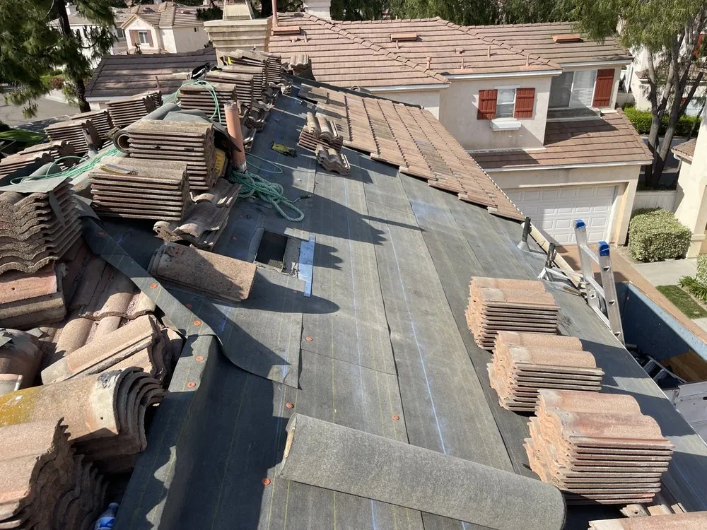 Slide of Professional Roofing Service