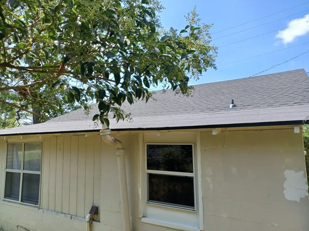 Slide of Professional Roofing Solutions