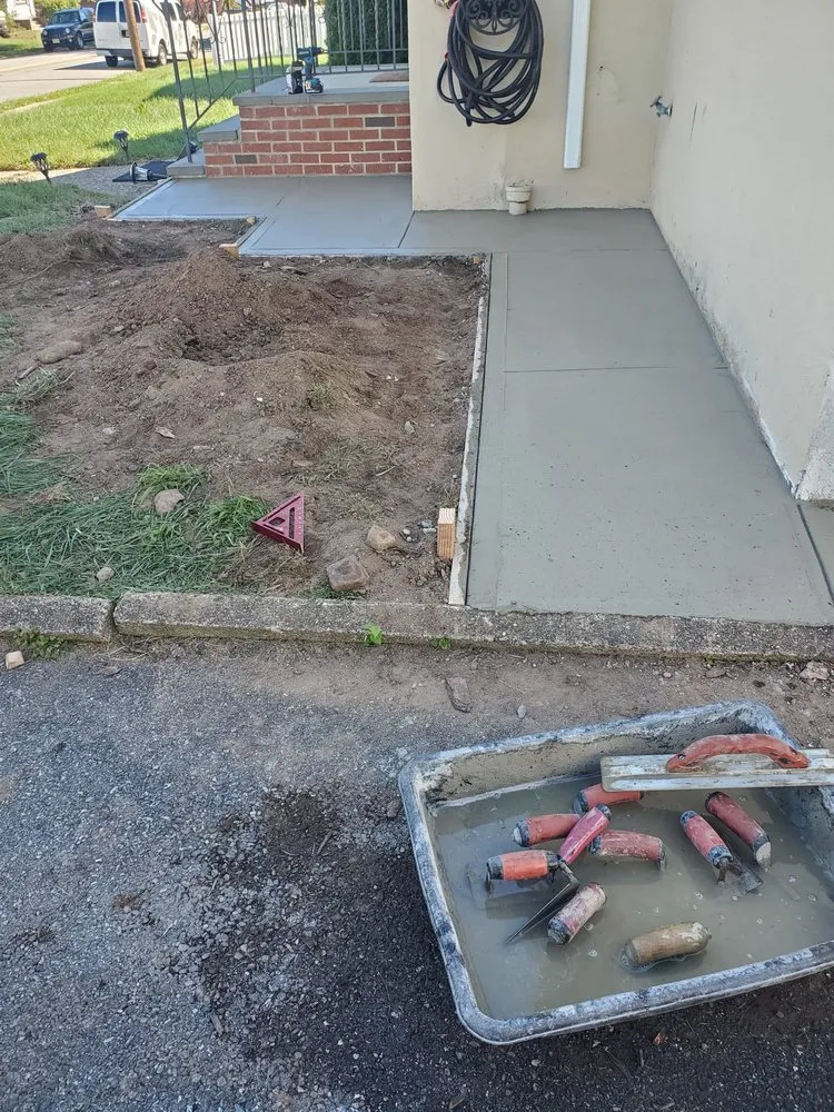 Slide of Progresso Construction