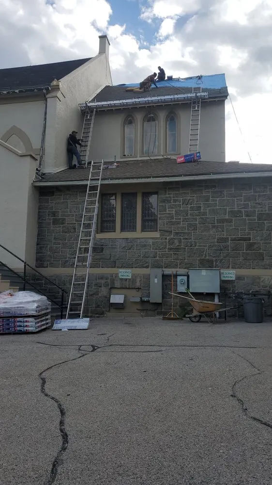 Slide of Progresso Construction