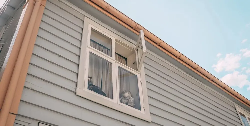 Slide of Progresso Construction