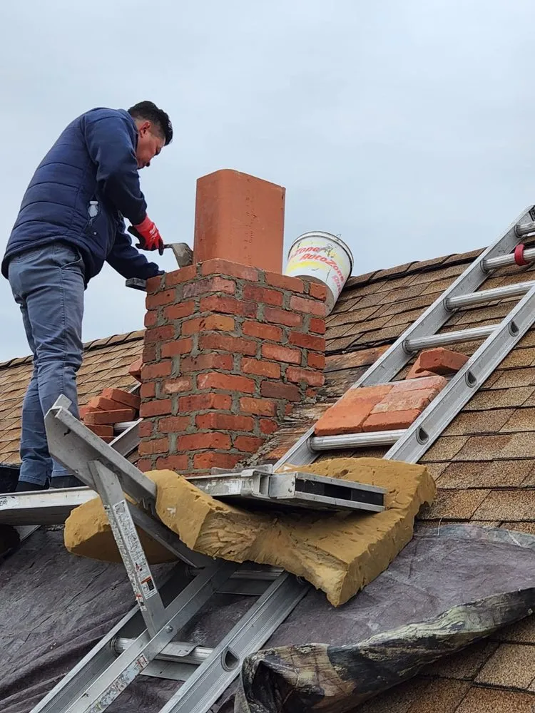 Slide of Progresso Construction