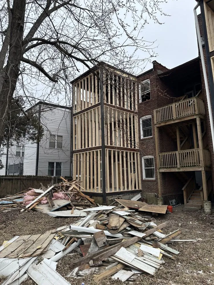 Emergency shingle roofing service in St. Louis, MO - Project Pro Construction
