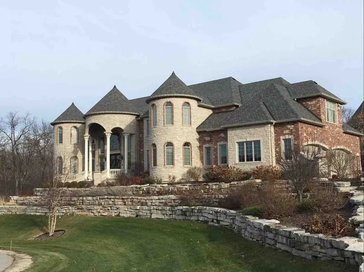 Slide of Proliance General Contractors