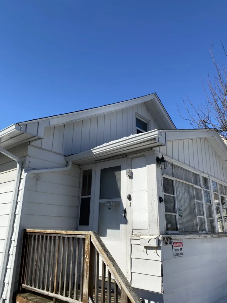 Slide of Proline Gutters