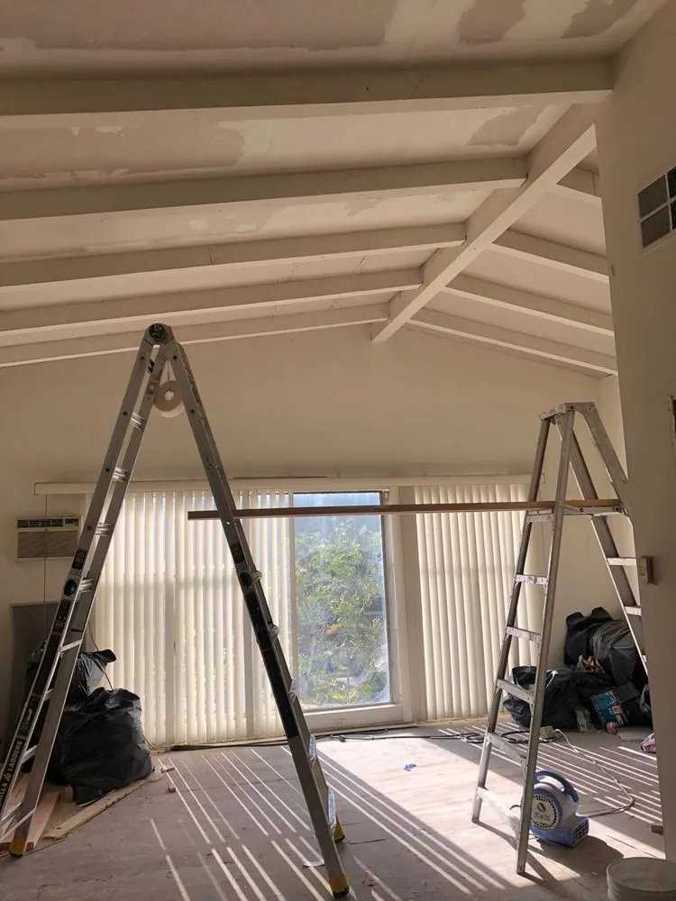 Slide of PRO&Master Handyman