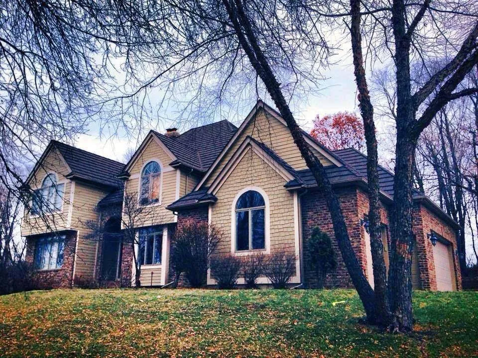 Slide of Prominent Construction