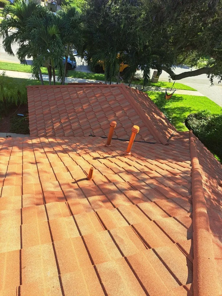 Slide of Pro's Choice Roofing