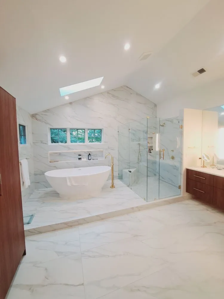 Slide of PROS CONTRACTORS