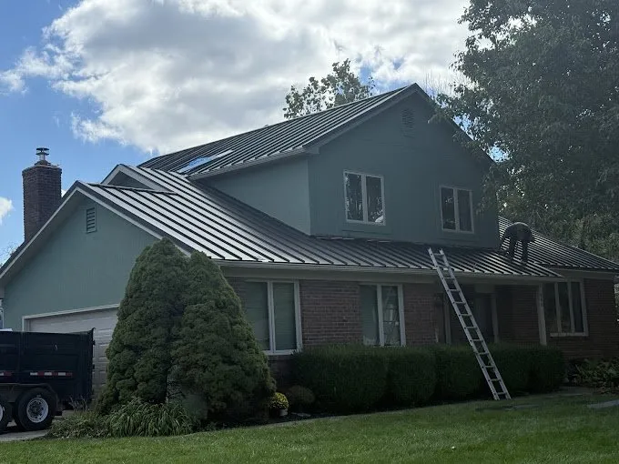 Slide of Provantage Builders