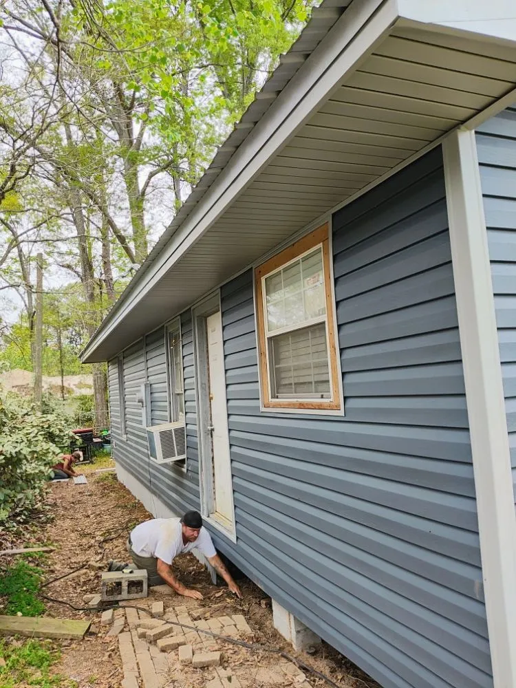 Slide of Pruitt's Roofing
