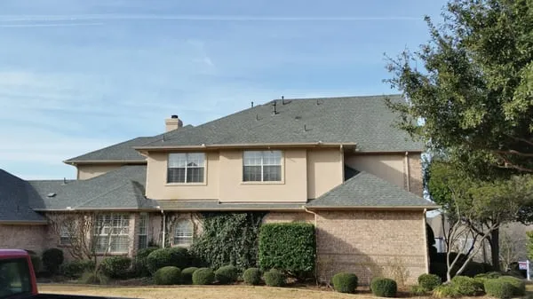 Puccio Construction Logo