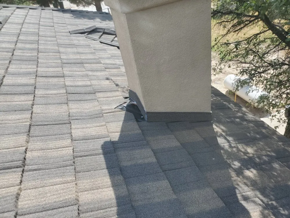 Slide of Puentes Roofing and Construction