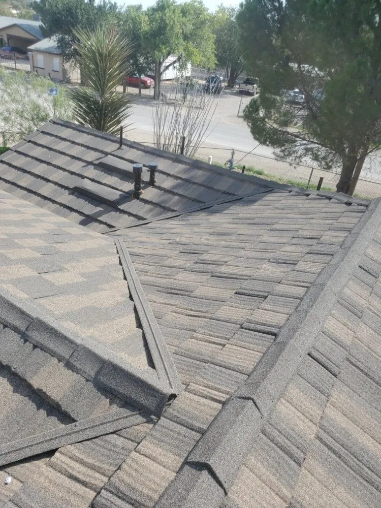 Slide of Puentes Roofing and Construction