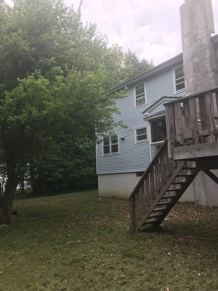 Slide of Putnam Remodels