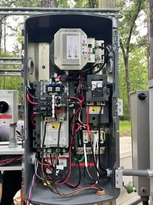 PV Home Solutions Logo