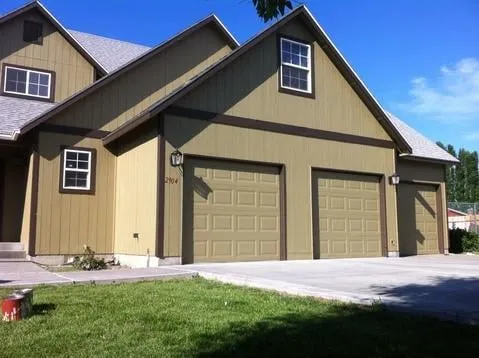 Slide of Pyramid Painting and Construction