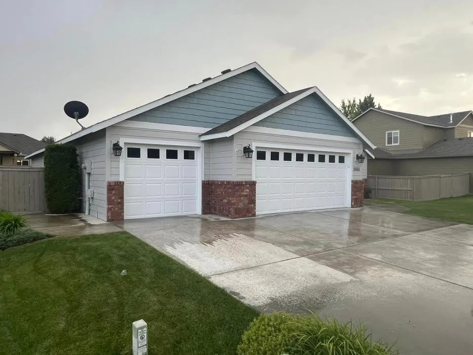 Slide of Pyramid Painting and Construction