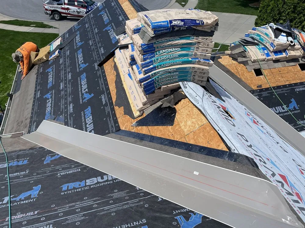 Slide of Pyramid Roofing & Exteriors