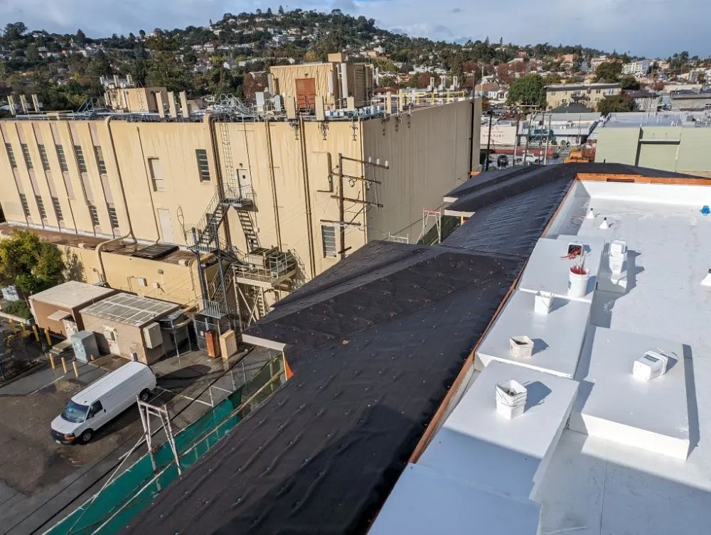 Slide of Q7 Roofing & Waterproofing