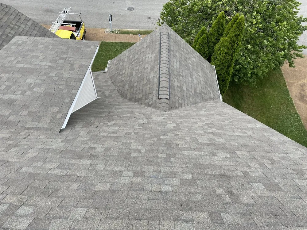 Slide of QE Roofing - Franklin