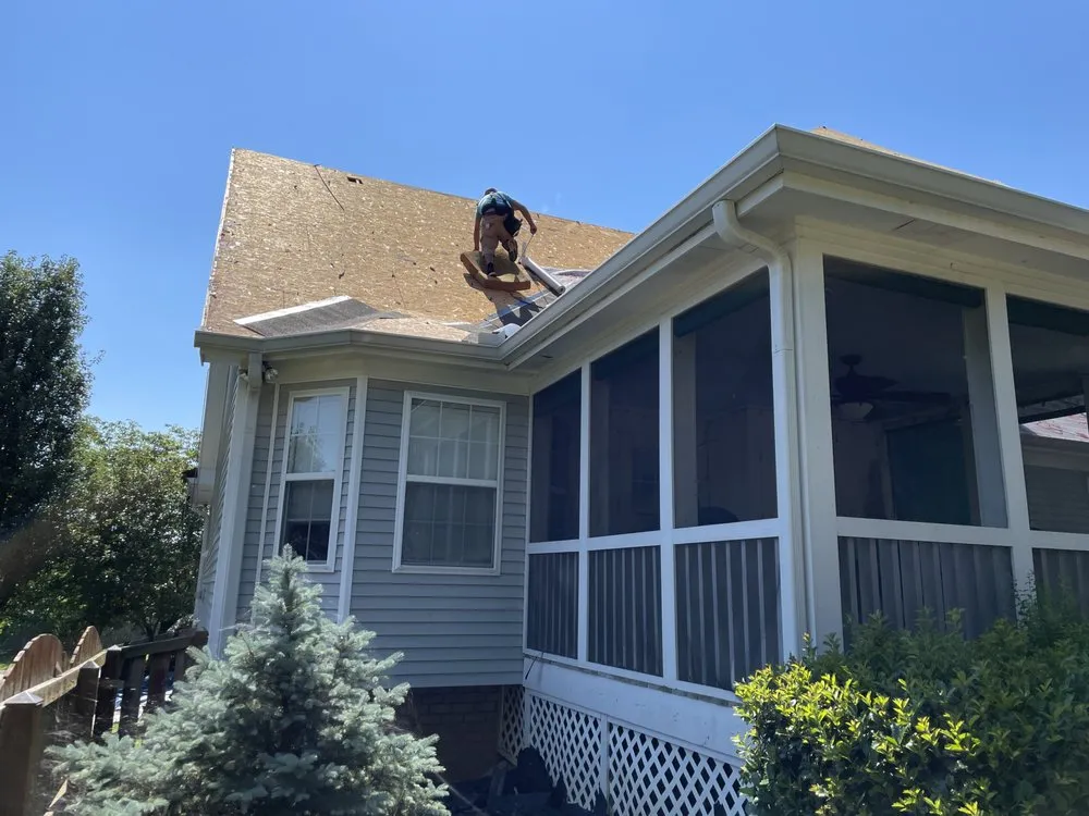 Slide of QE Roofing - Franklin