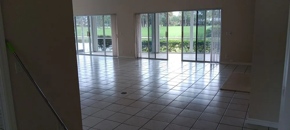 Slide of Qrazy Qreationz