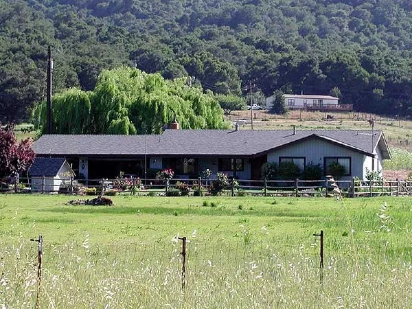 Slide of Quaglino Roofing