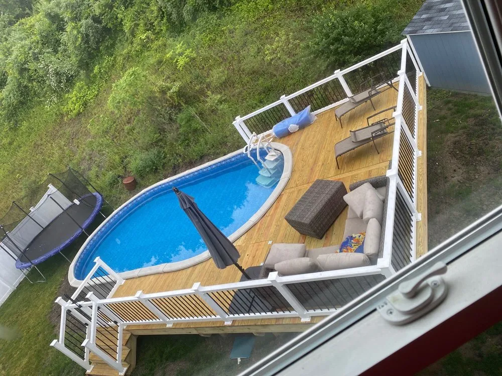 Slide of Quaker State Construction