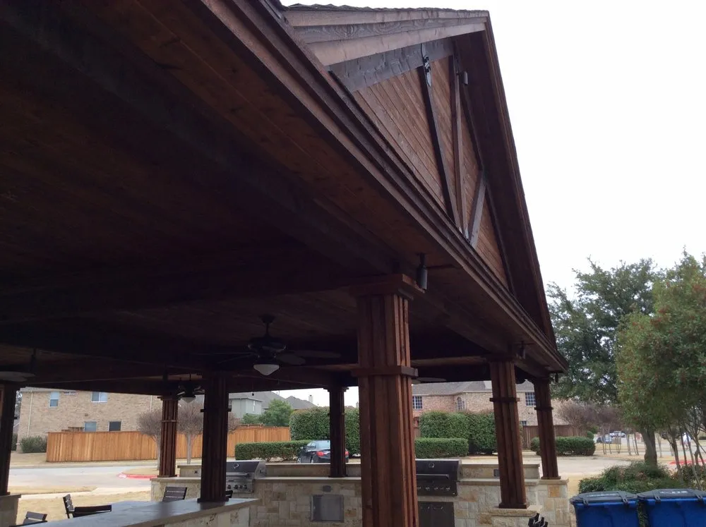 Slide of Qualitas Roofing and Construction