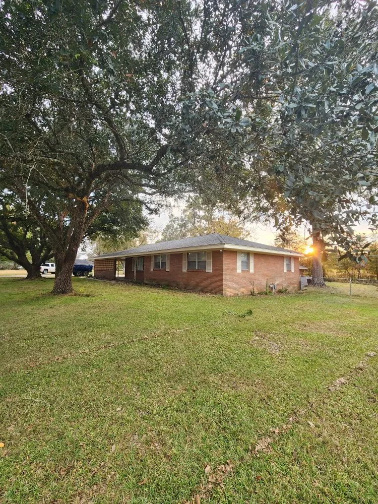 Slide of Quality & Precise Roofing