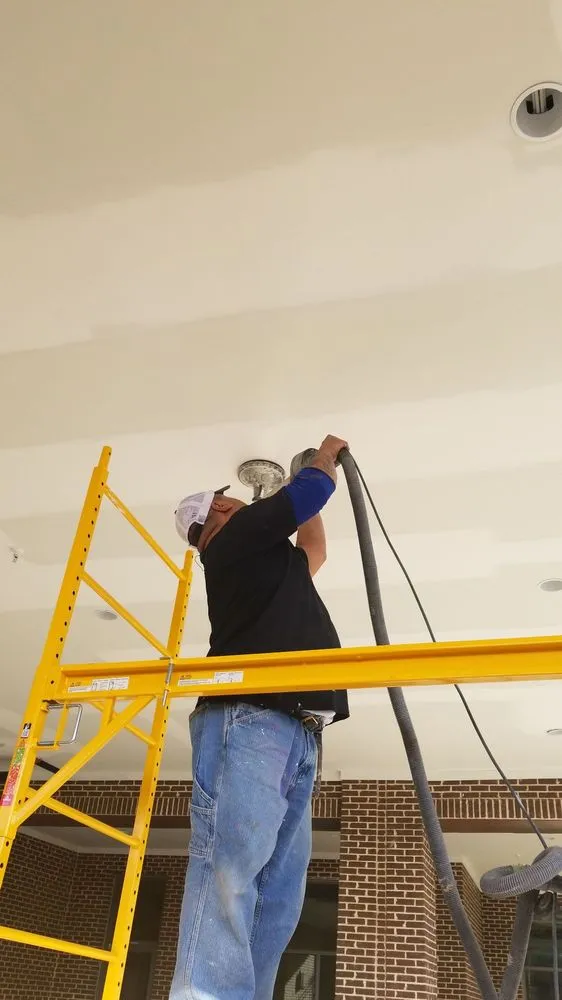 Slide of Quality Construction & Restoration