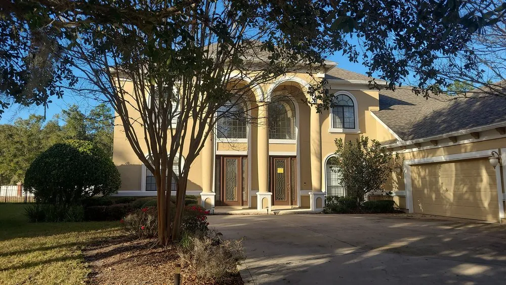 Slide of Quality Discount Roofing & Construction