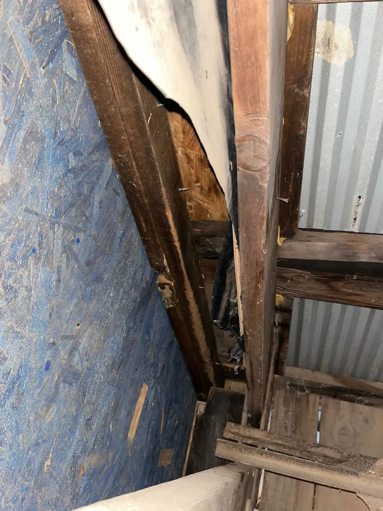 Slide of Quality One Roofing