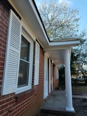 Quality Remodeling Logo