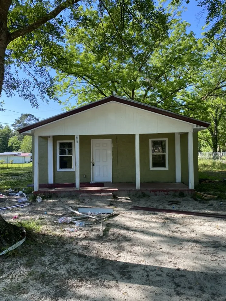 Slide of Quality Roofing